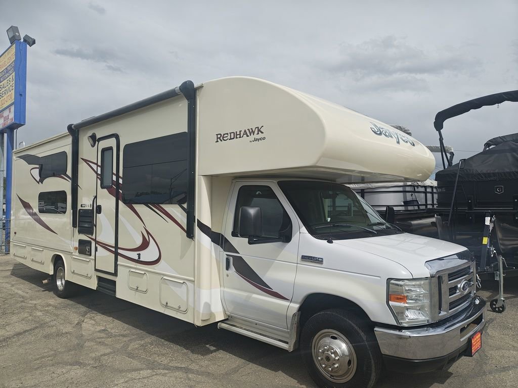 Used 2016 Ford E-450 and Econoline 450 Super Duty w/ Motorhome Prep Package image 2