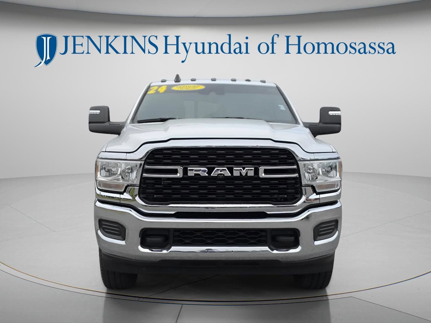 Used 2024 RAM 3500 Tradesman w/ Safety Group AWD/4WD image 11