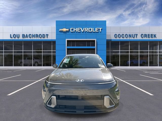 Used 2024 Hyundai Kona SE FWD image 3