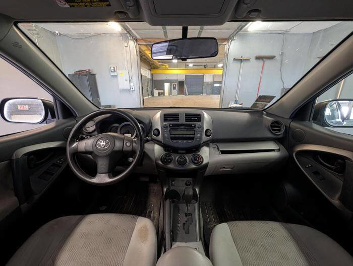 Used 2010 Toyota RAV4 4WD image 31