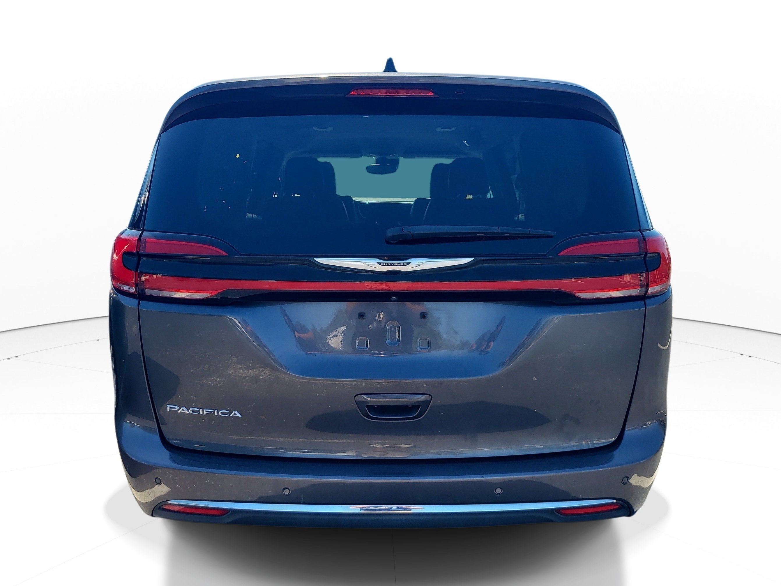 Used 2023 Chrysler Pacifica Touring-L FWD image 5