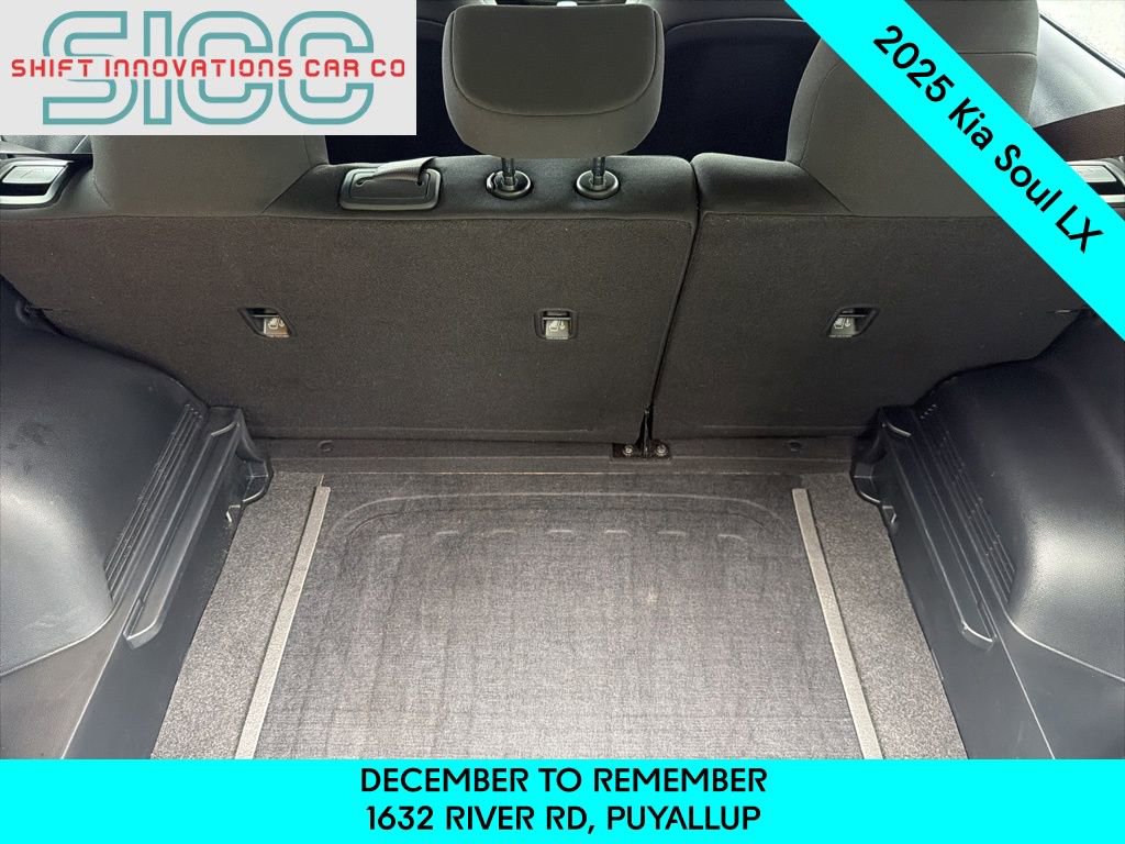 Used 2025 Kia Soul LX w/ LX Technology Package image 22