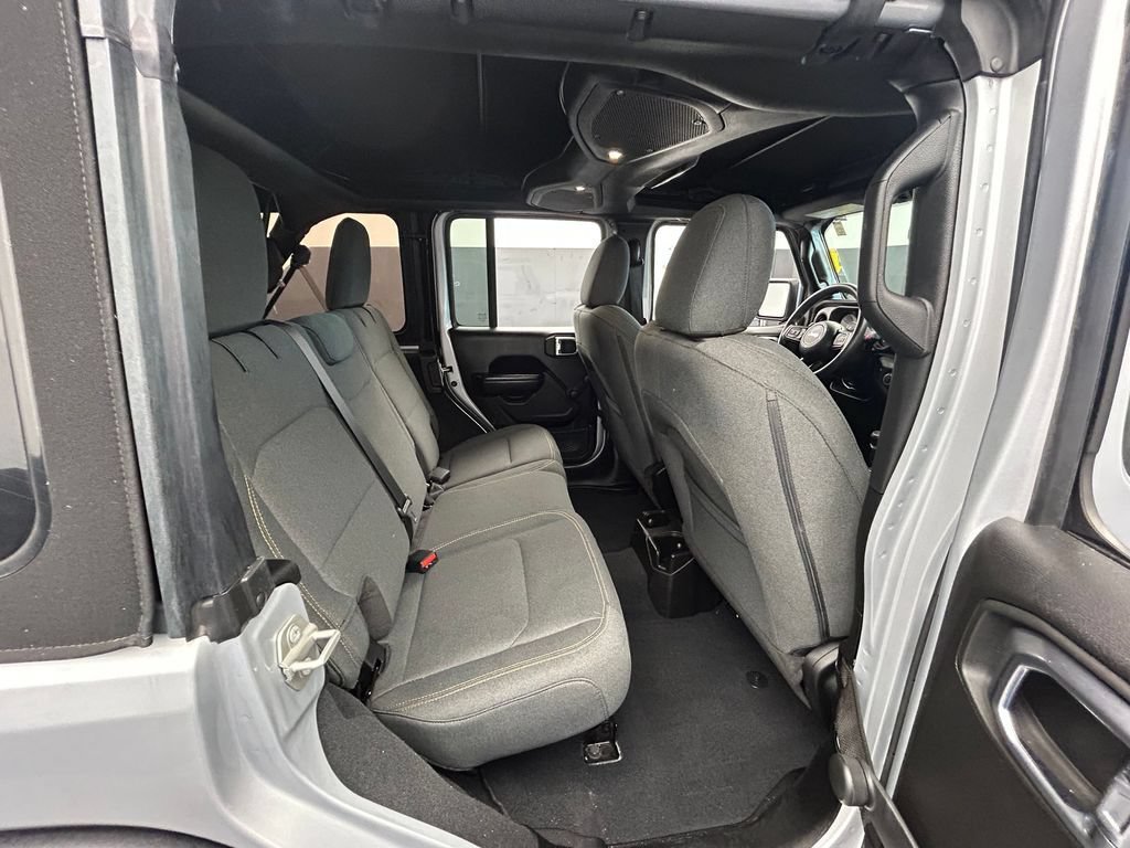 Used 2024 Jeep Wrangler Unlimited Sport AWD/4WD image 14