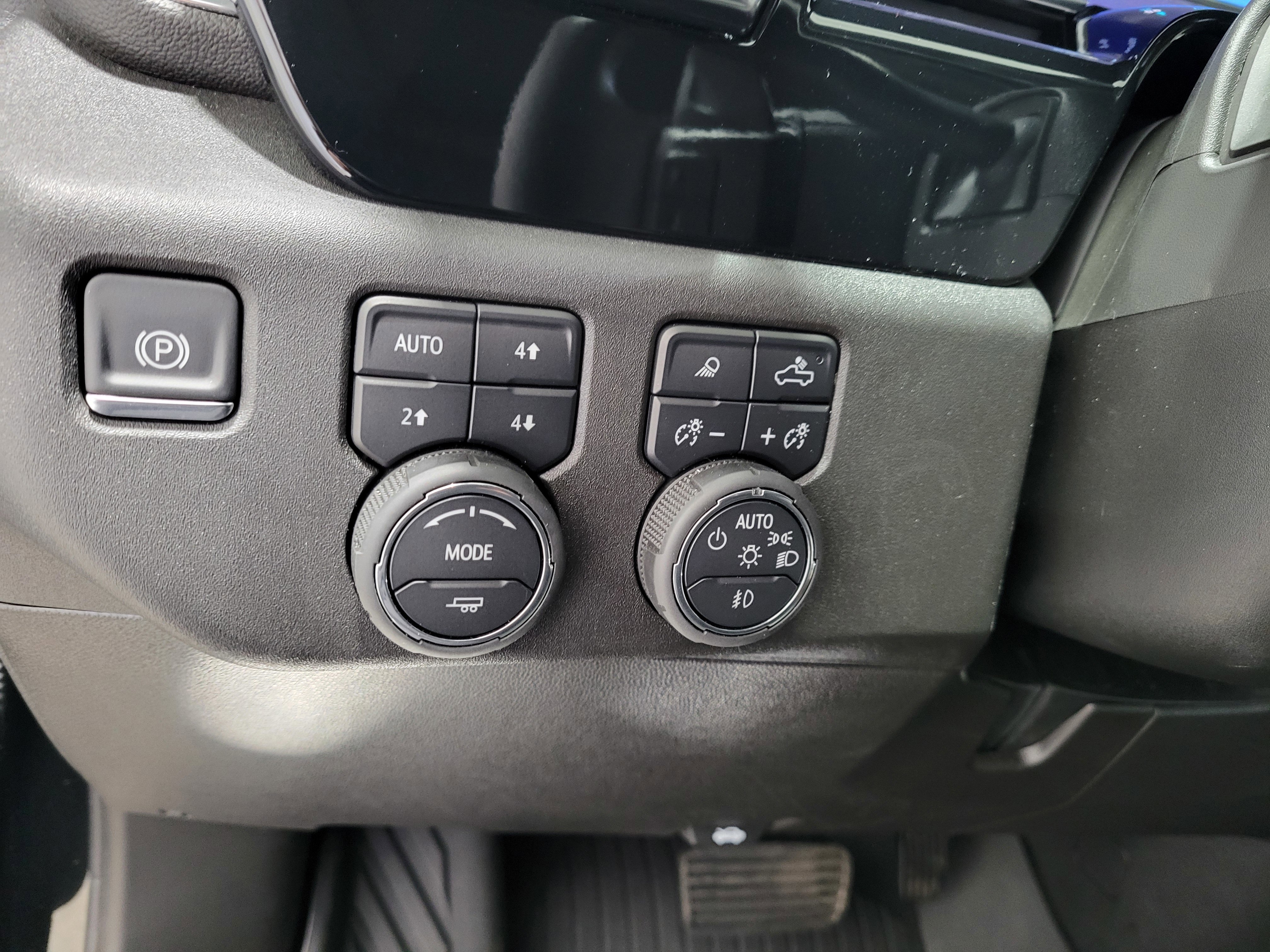 Certified 2025 Chevrolet Silverado 1500 RST w/ RST All Star Premium Package image 25