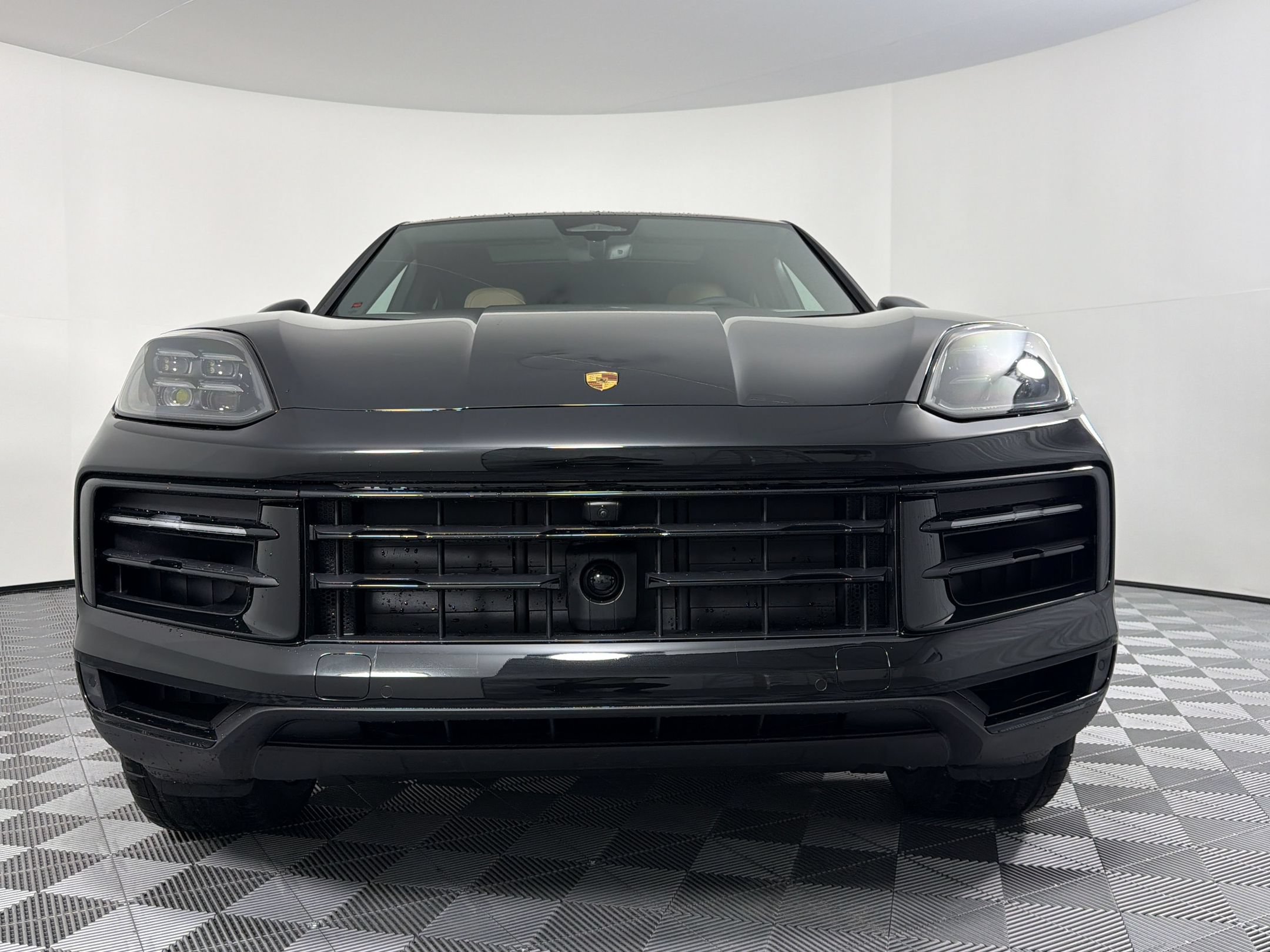 New 2026 Porsche Cayenne Coupe AWD/4WD image 6