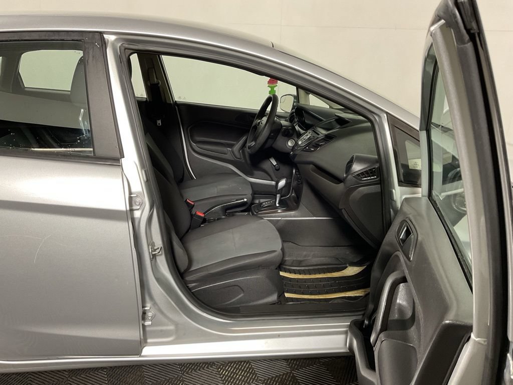 Used 2018 Ford Fiesta S FWD image 30