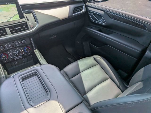 Used 2024 Chevrolet Tahoe Z71 w/ Luxury Package AWD/4WD image 18