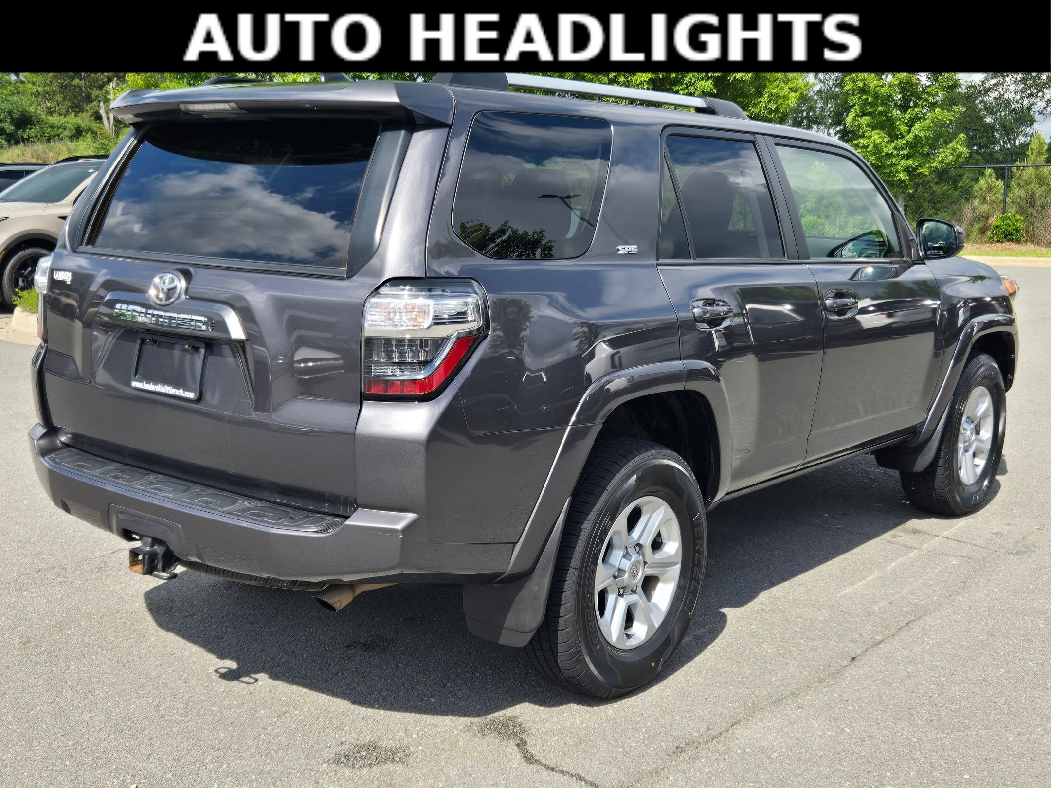 Used 2023 Toyota 4Runner SR5 AWD/4WD image 7