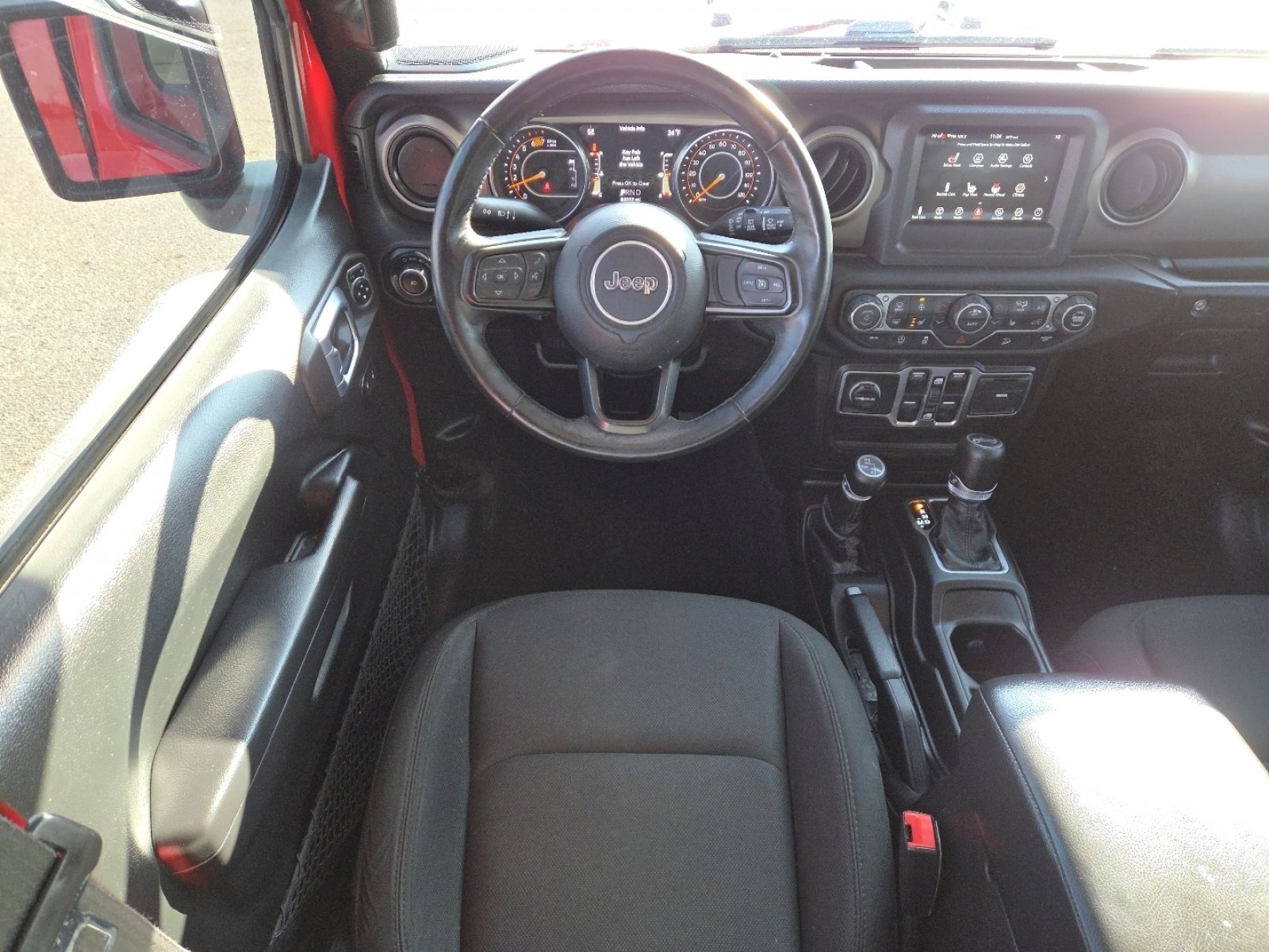 Used 2018 Jeep Wrangler Unlimited Sport S image 24