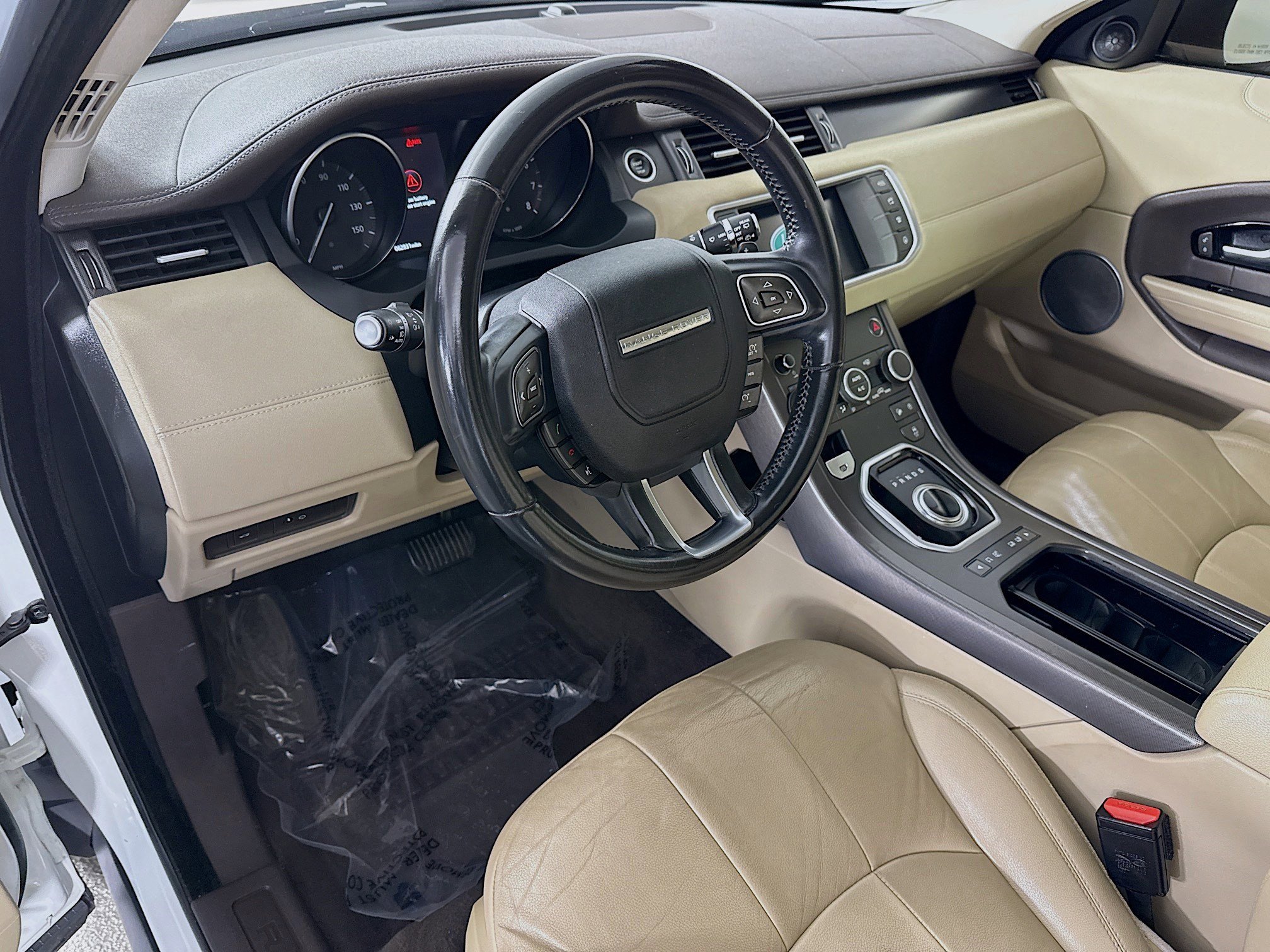 Used 2018 Land Rover Range Rover Evoque SE AWD/4WD image 23