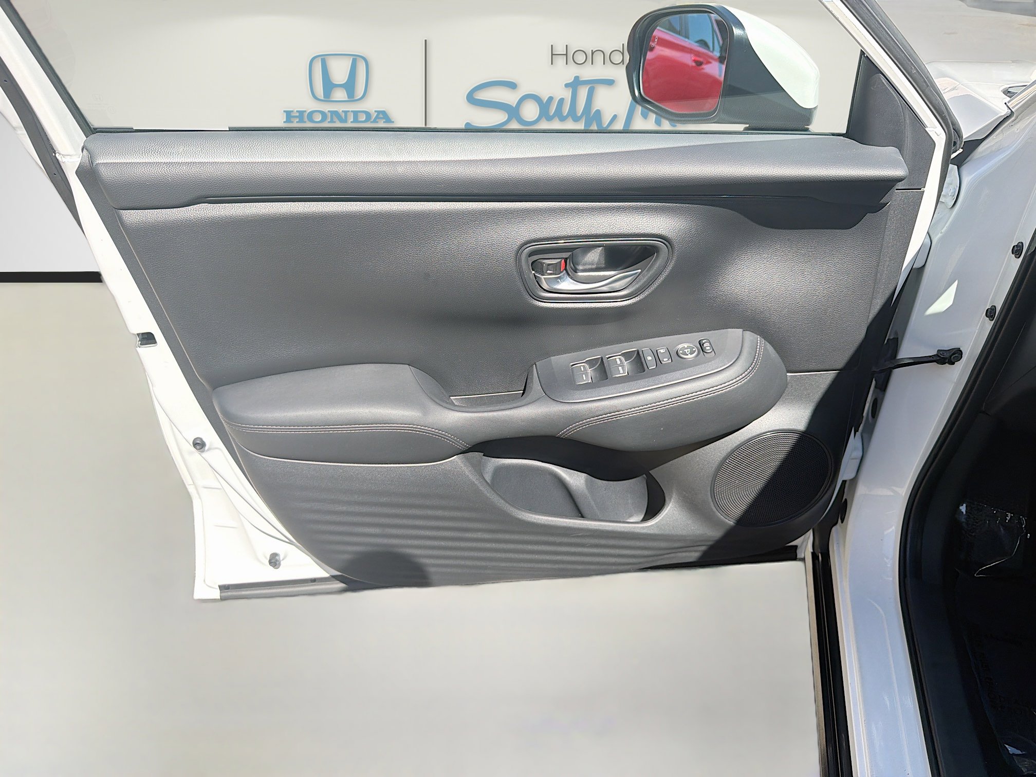 Certified 2024 Honda HR-V EX-L image 19