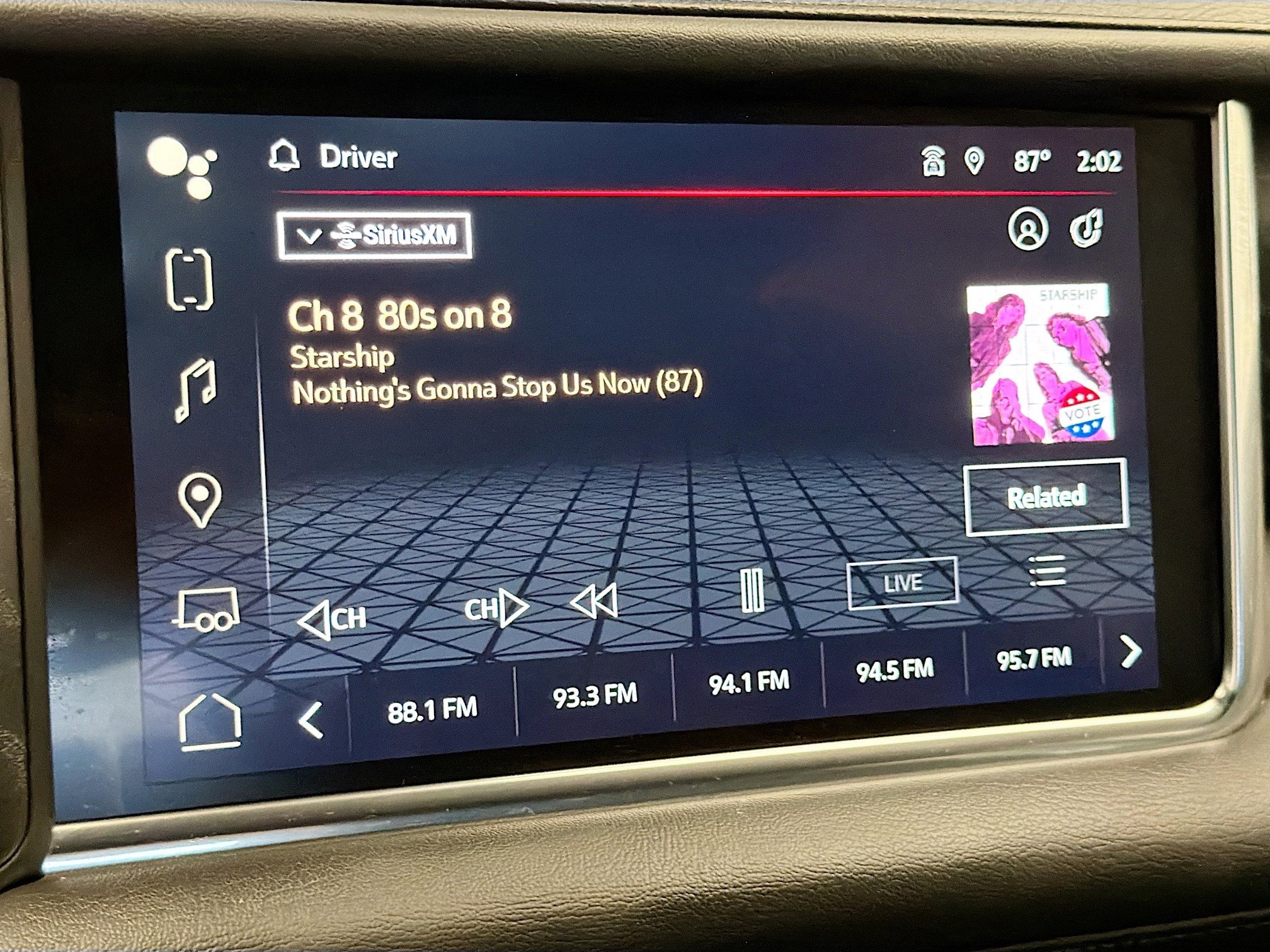 Used 2023 GMC Yukon Denali AWD/4WD image 9