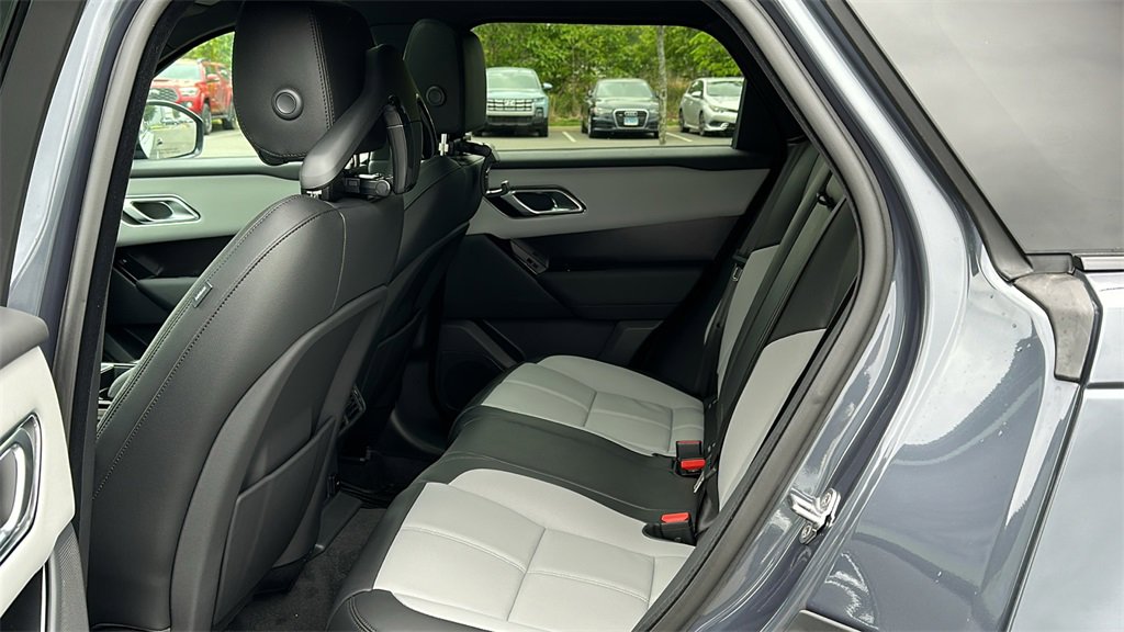 New 2026 Land Rover Range Rover Velar Dynamic SE image 23