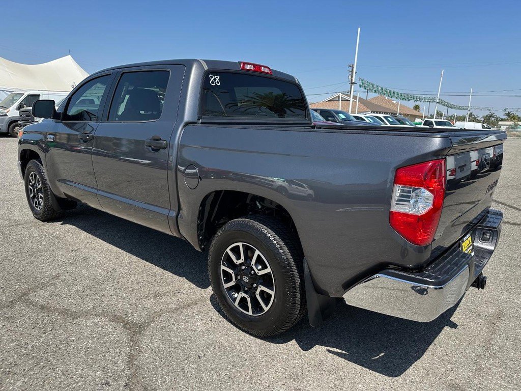 Used 2017 Toyota Tundra SR5 image 9