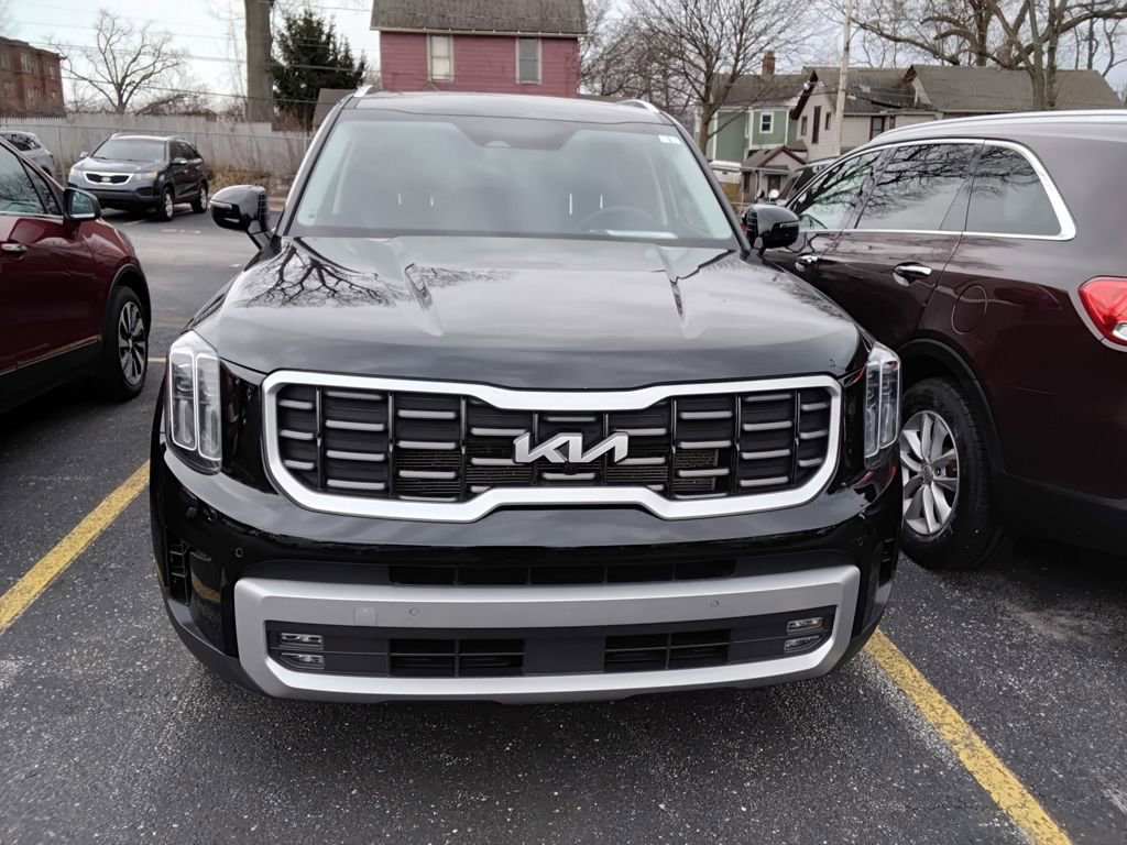 Used 2023 Kia Telluride SX image 3
