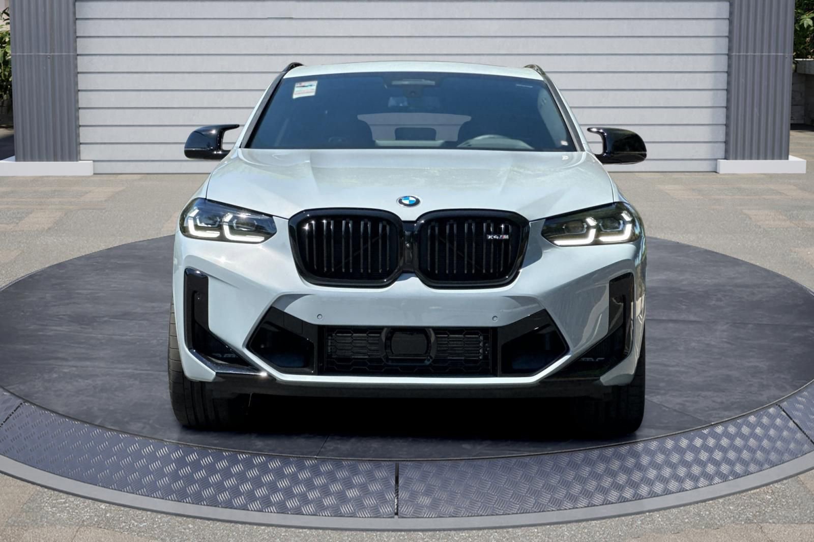 New 2025 BMW X4 M w/ Competition Package image 2