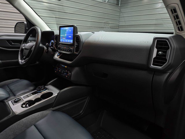 Used 2023 Ford Bronco Sport Outer Banks w/ Tech Package AWD/4WD image 14