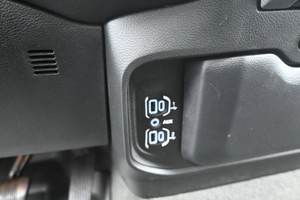 Used 2022 RAM 1500 Big Horn AWD/4WD image 24