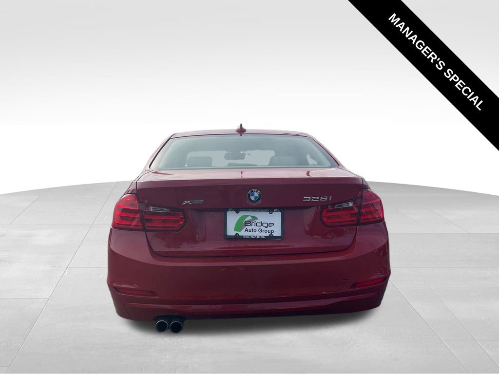 Used 2013 BMW 328i xDrive Sedan AWD/4WD image 6