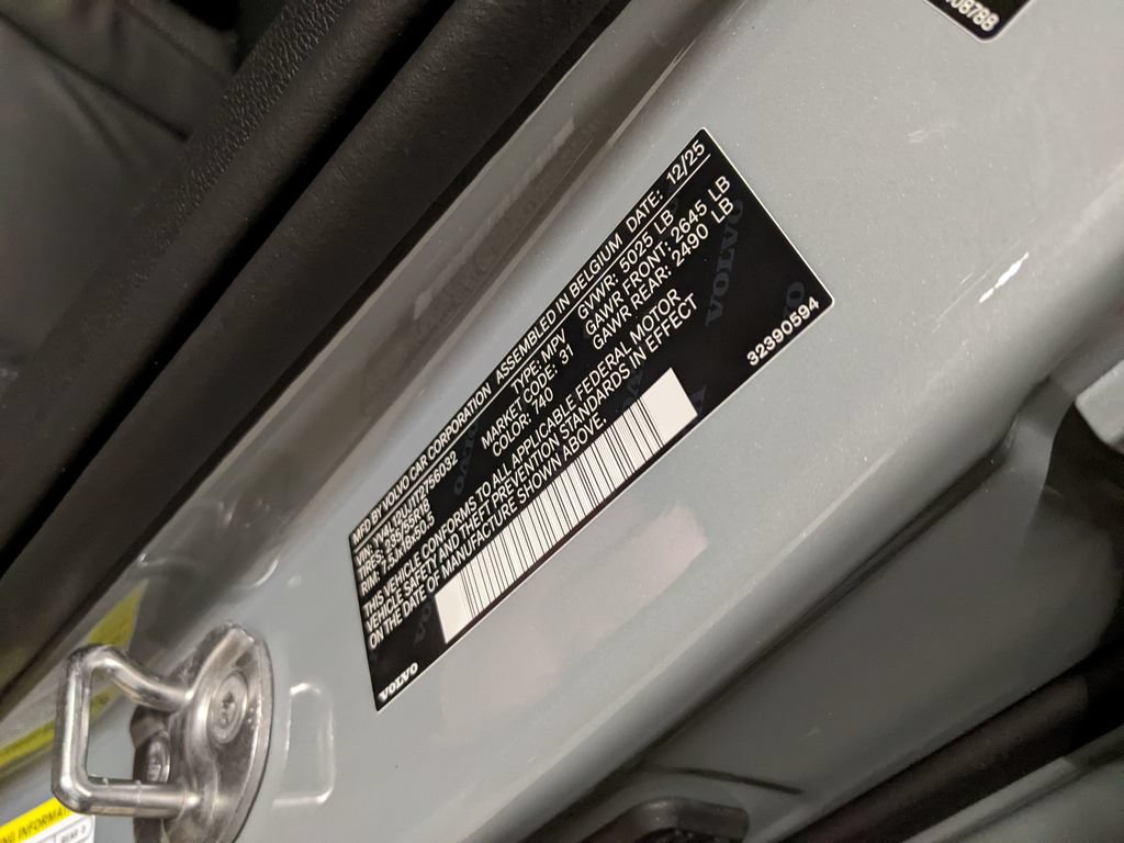 New 2026 Volvo XC40 B5 Core AWD/4WD image 30