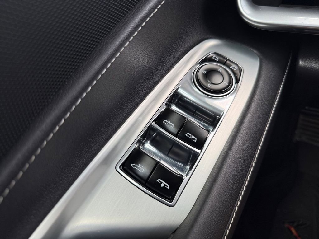 Used 2025 Chevrolet Corvette Z06 RWD image 27