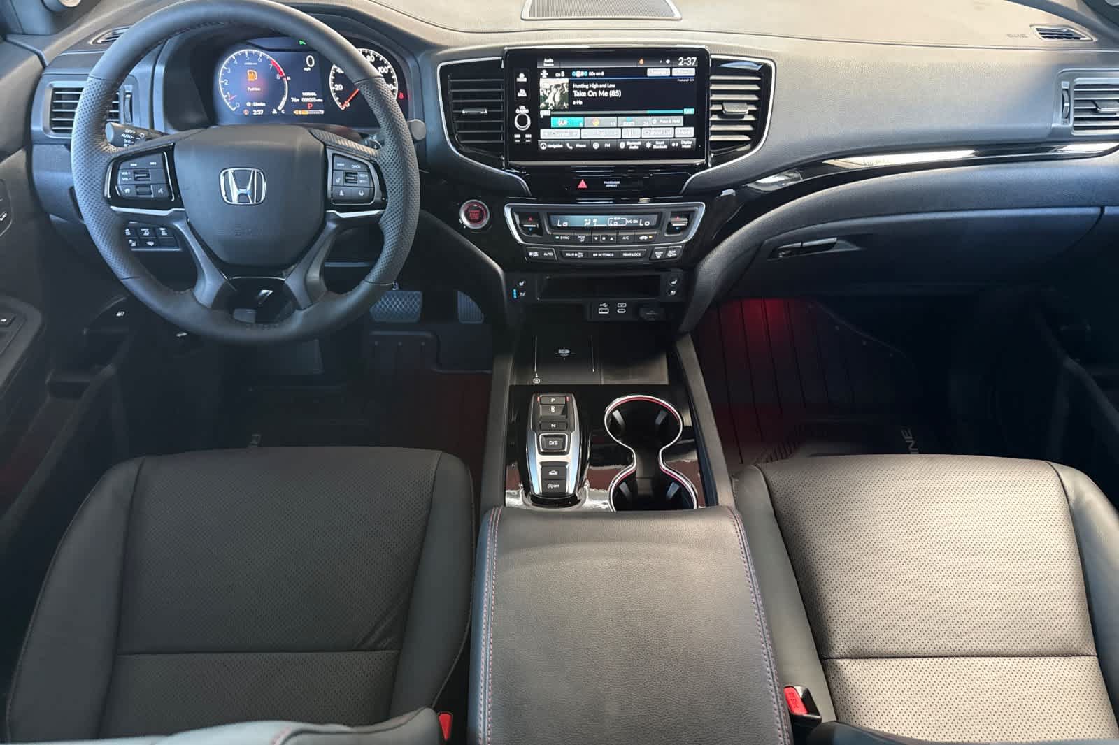 New 2026 Honda Ridgeline Black Edition image 3