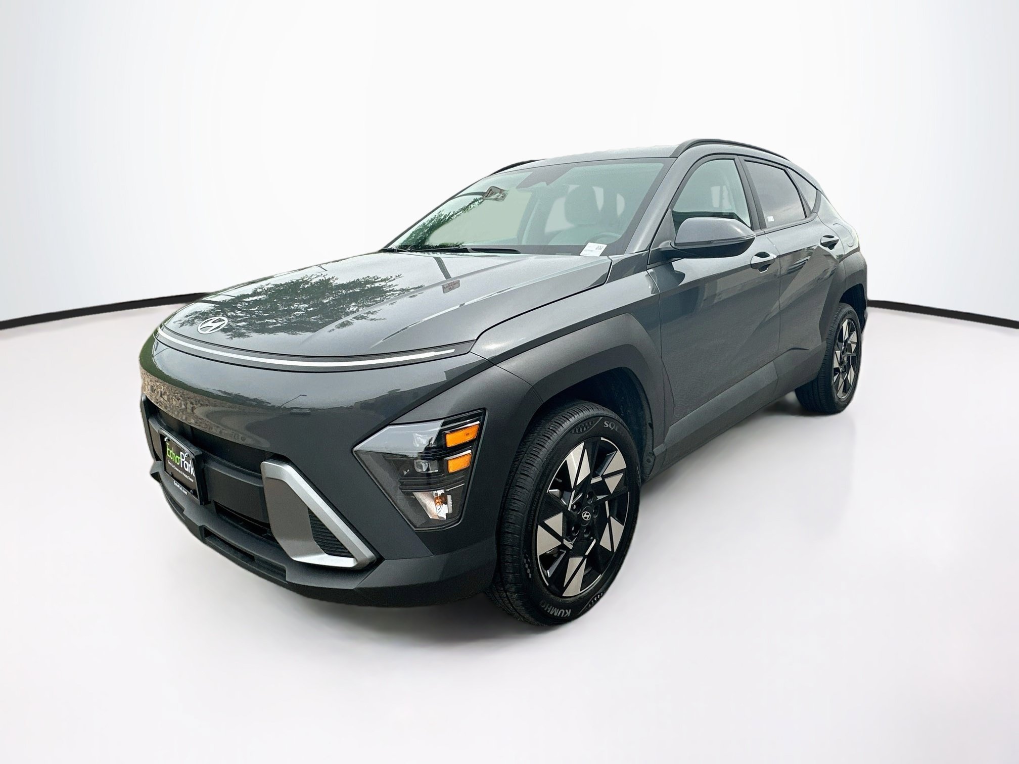 Used 2025 Hyundai Kona SEL AWD/4WD image 3