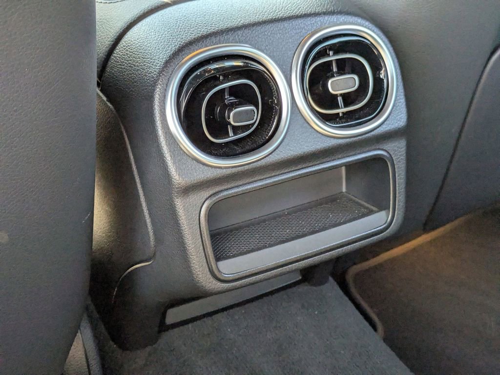 Used 2025 Mercedes-Benz C 300 Sedan image 26