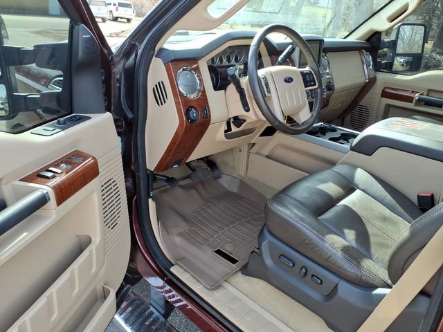 Used 2015 Ford F250 King Ranch w/ King Ranch w/Chrome Package image 10