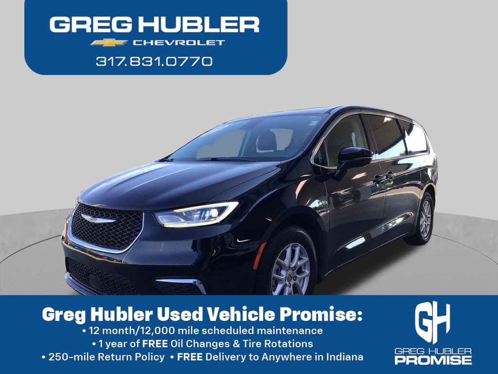 Used 2024 Chrysler Pacifica Touring-L FWD image 12