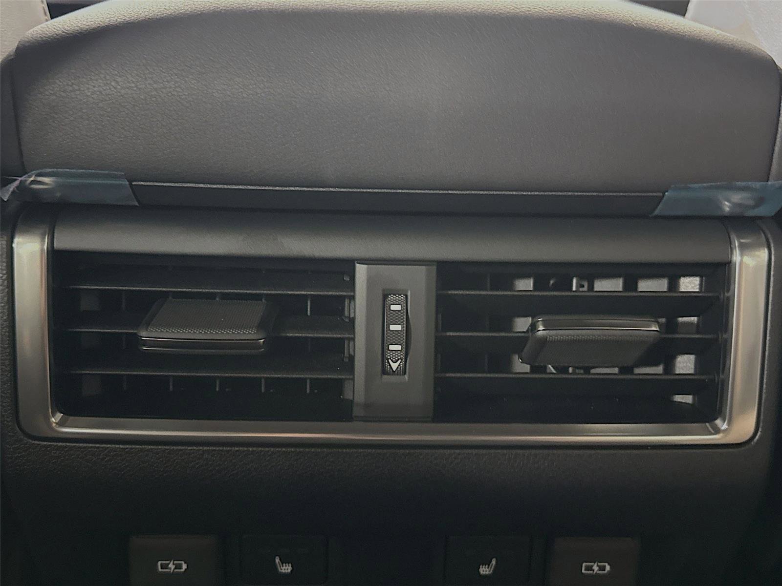 Used 2024 Lexus GX 550 image 39