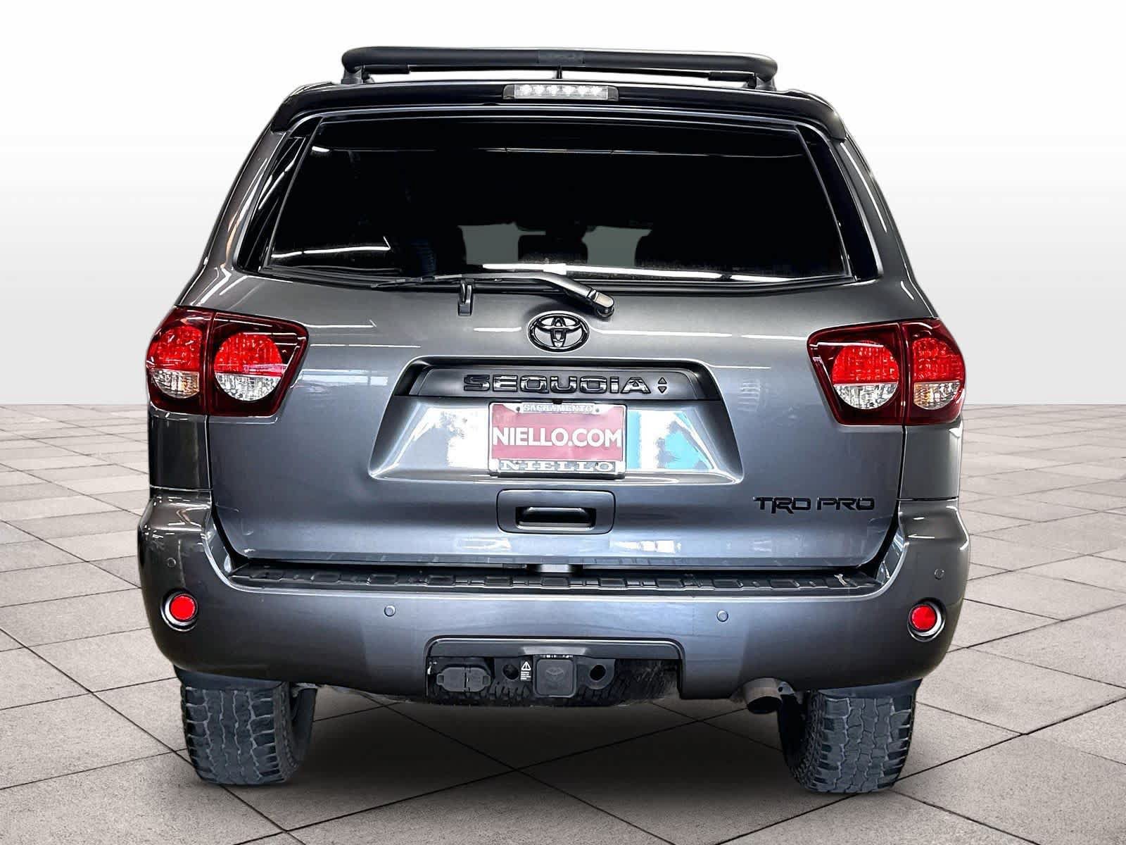 Used 2020 Toyota Sequoia TRD Pro AWD/4WD image 8