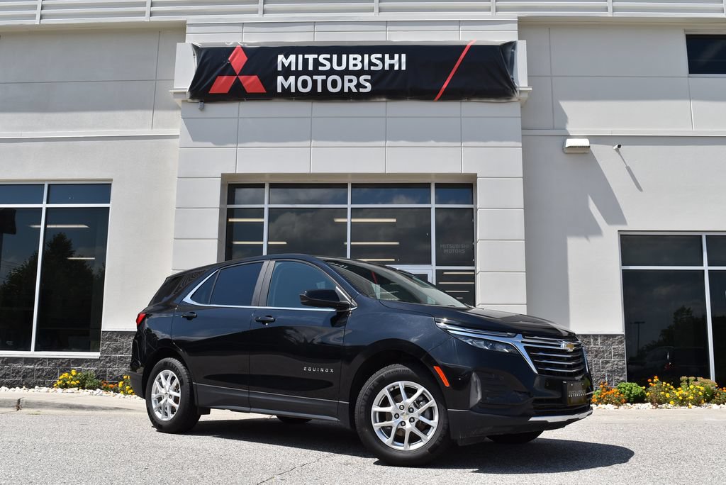 Used 2024 Chevrolet Equinox LT AWD/4WD image 1