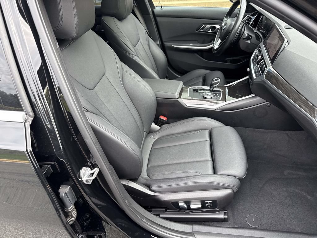 Used 2020 BMW 330i Sedan w/ Convenience Package RWD image 7
