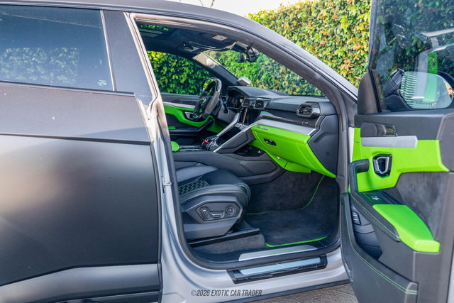 Used 2021 Lamborghini Urus image 42