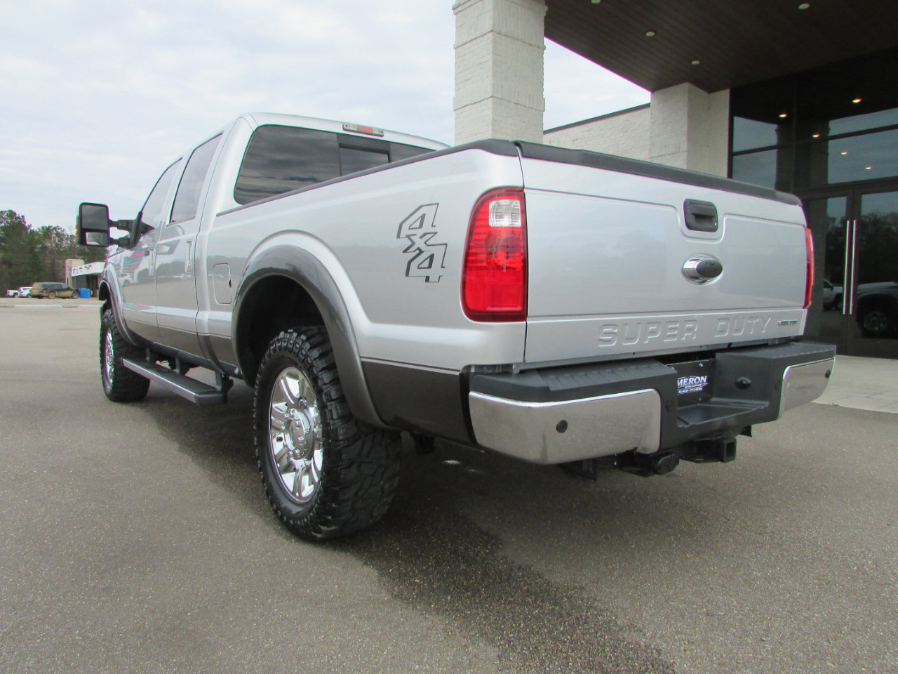 Used 2016 Ford F250 Lariat w/ Chrome Package image 3