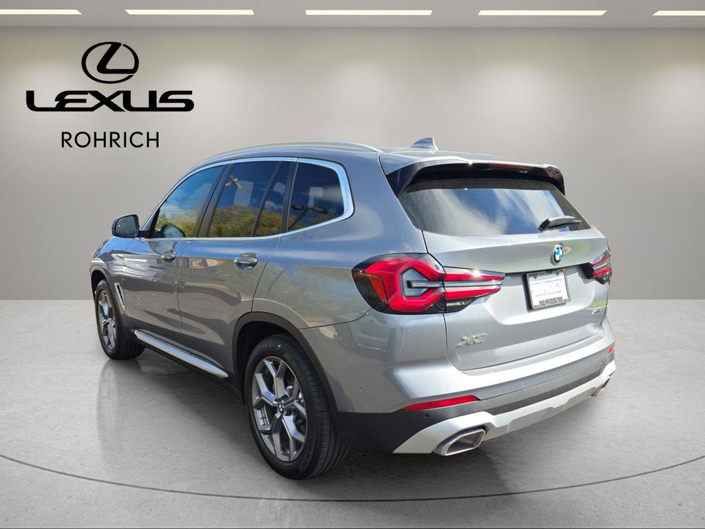 Used 2024 BMW X3 xDrive30i w/ Premium Package image 8