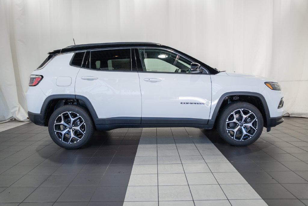 New 2027 Jeep Compass Limited AWD/4WD image 3