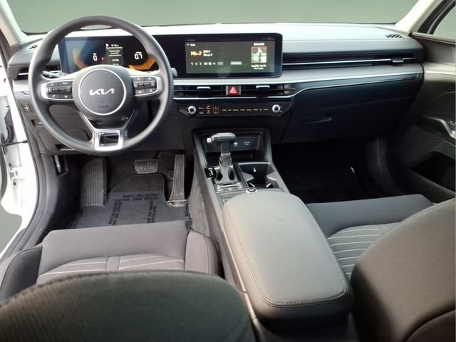 Used 2025 Kia K5 LXS FWD image 13