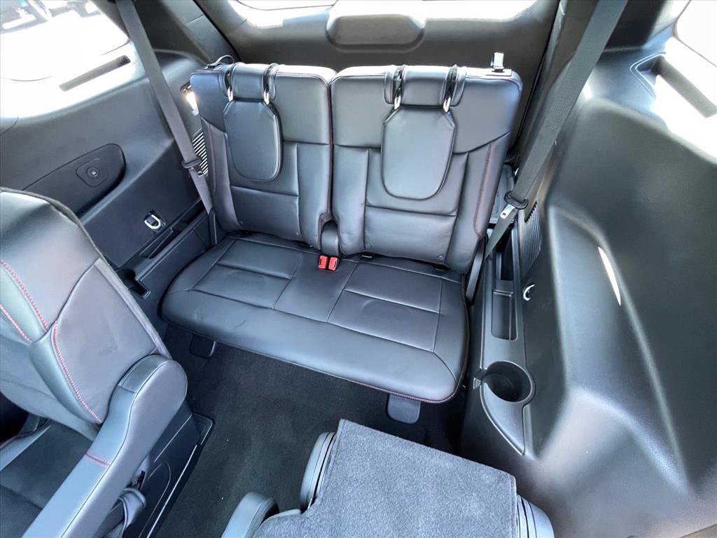 Used 2025 Ford Explorer ST AWD/4WD image 30