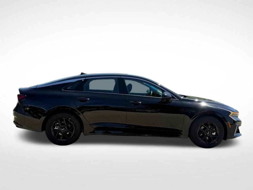 New 2026 Kia K5 LXS FWD image 2