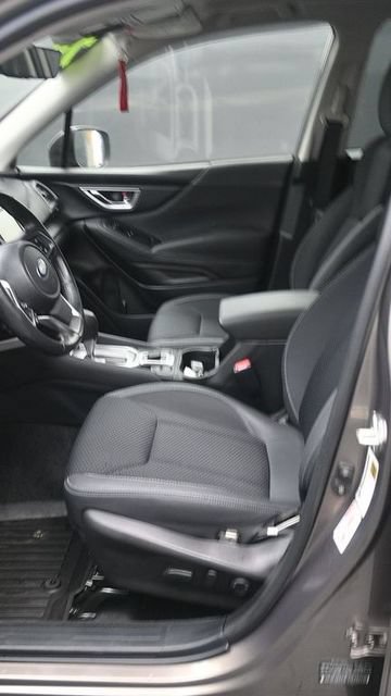 Used 2020 Subaru Forester Premium AWD/4WD image 13