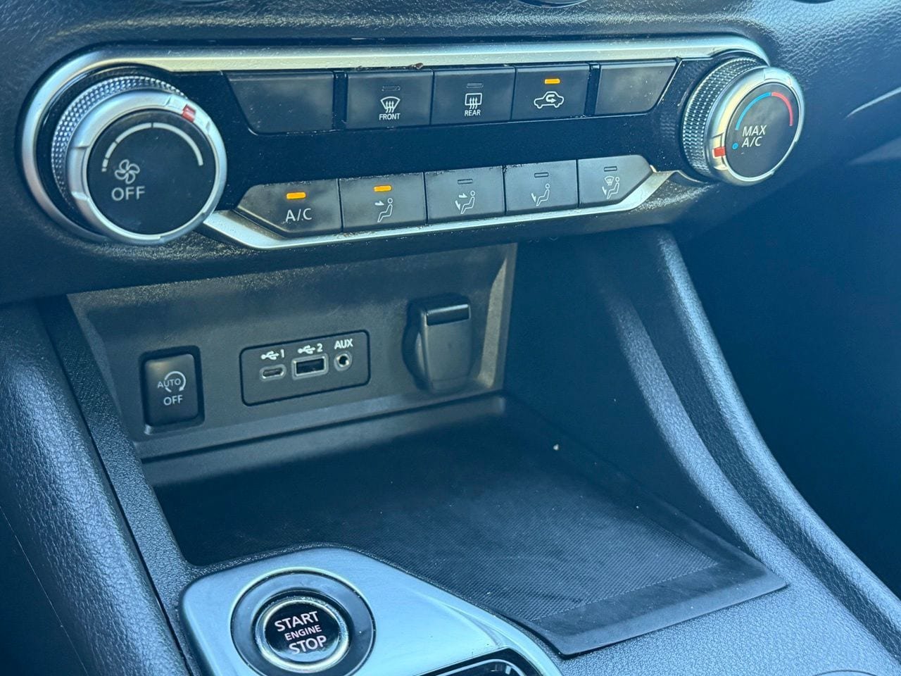 Certified 2024 Nissan Sentra SV FWD image 21