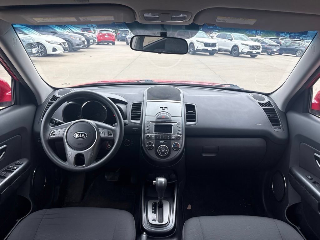 Used 2010 Kia Soul + w/ Audio Pkg FWD image 29