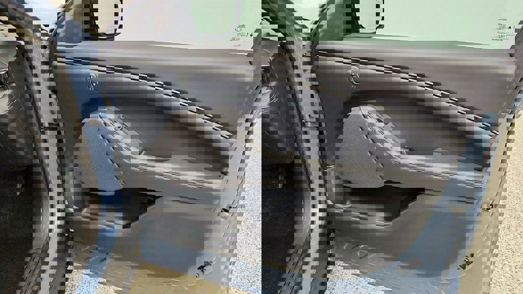 Used 2024 Ford Mustang Mach-E Select image 25