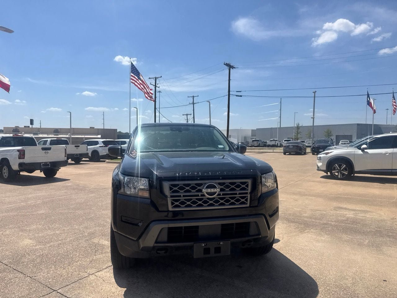 Certified 2022 Nissan Frontier SV AWD/4WD image 4