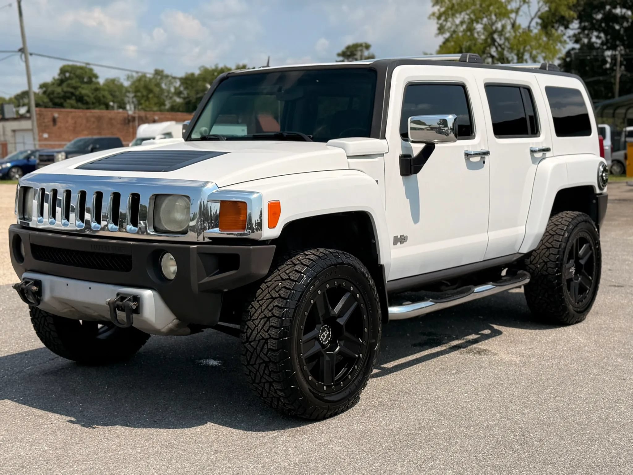 Used 2009 HUMMER H3 Luxury AWD/4WD image 5