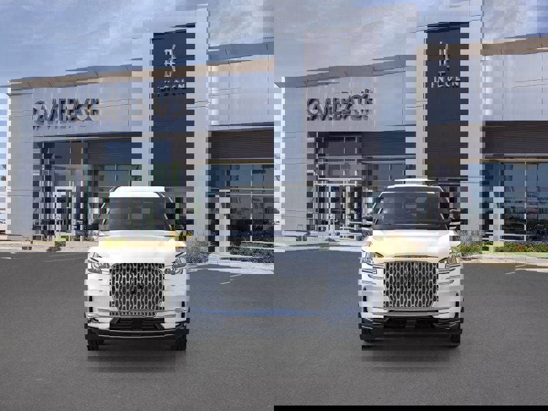 New 2026 Lincoln Corsair Premiere image 6