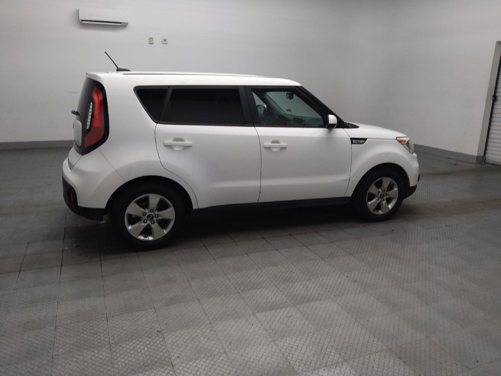 Used 2017 Kia Soul FWD image 10