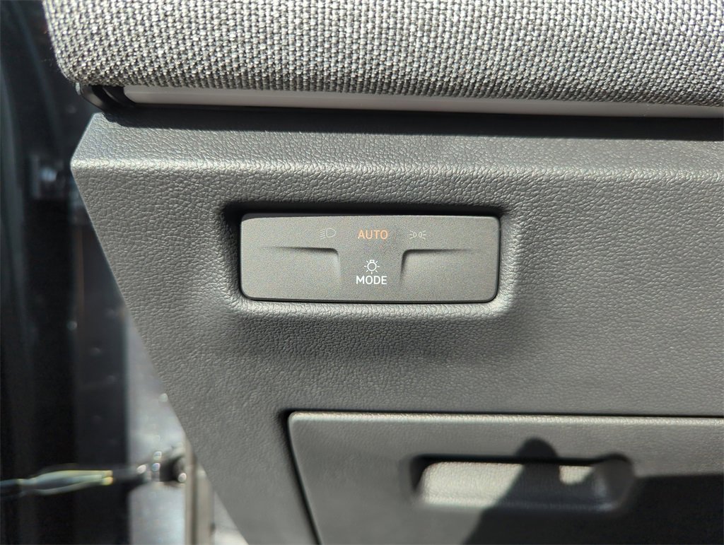 New 2026 Volkswagen Tiguan S image 30